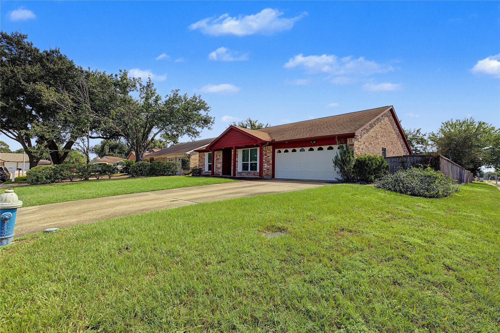 12802 Enchanted Path Drive, Houston, TX 77044 12802 Enchanted Path Drive, Houston, TX 77044