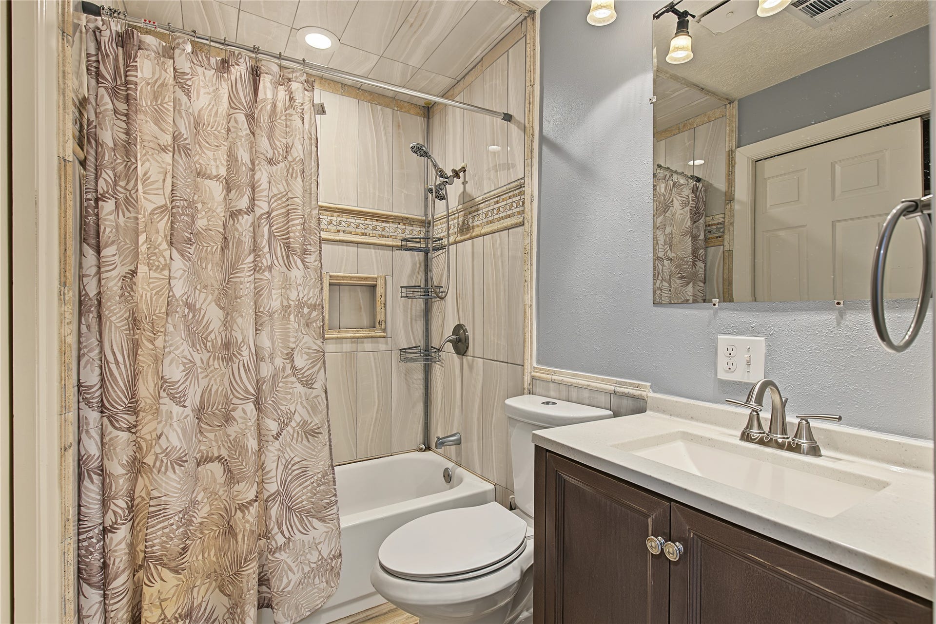 12802 Enchanted Path Drive, Houston, TX 77044 12802 Enchanted Path Drive, Houston, TX 77044