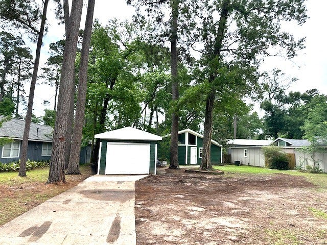Property photo for 2019 Indian Shores Road, Crosby, TX