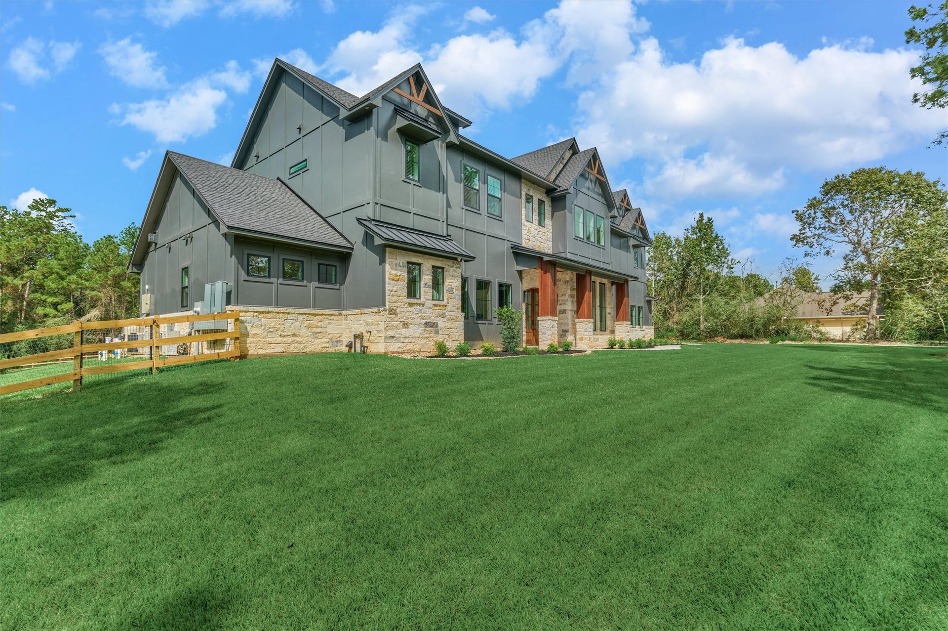 8616 Grand Lake Estates Drive, Montgomery, TX 77316 Welcome home to this Graysen custom in coveted Grand Lake Estates community.