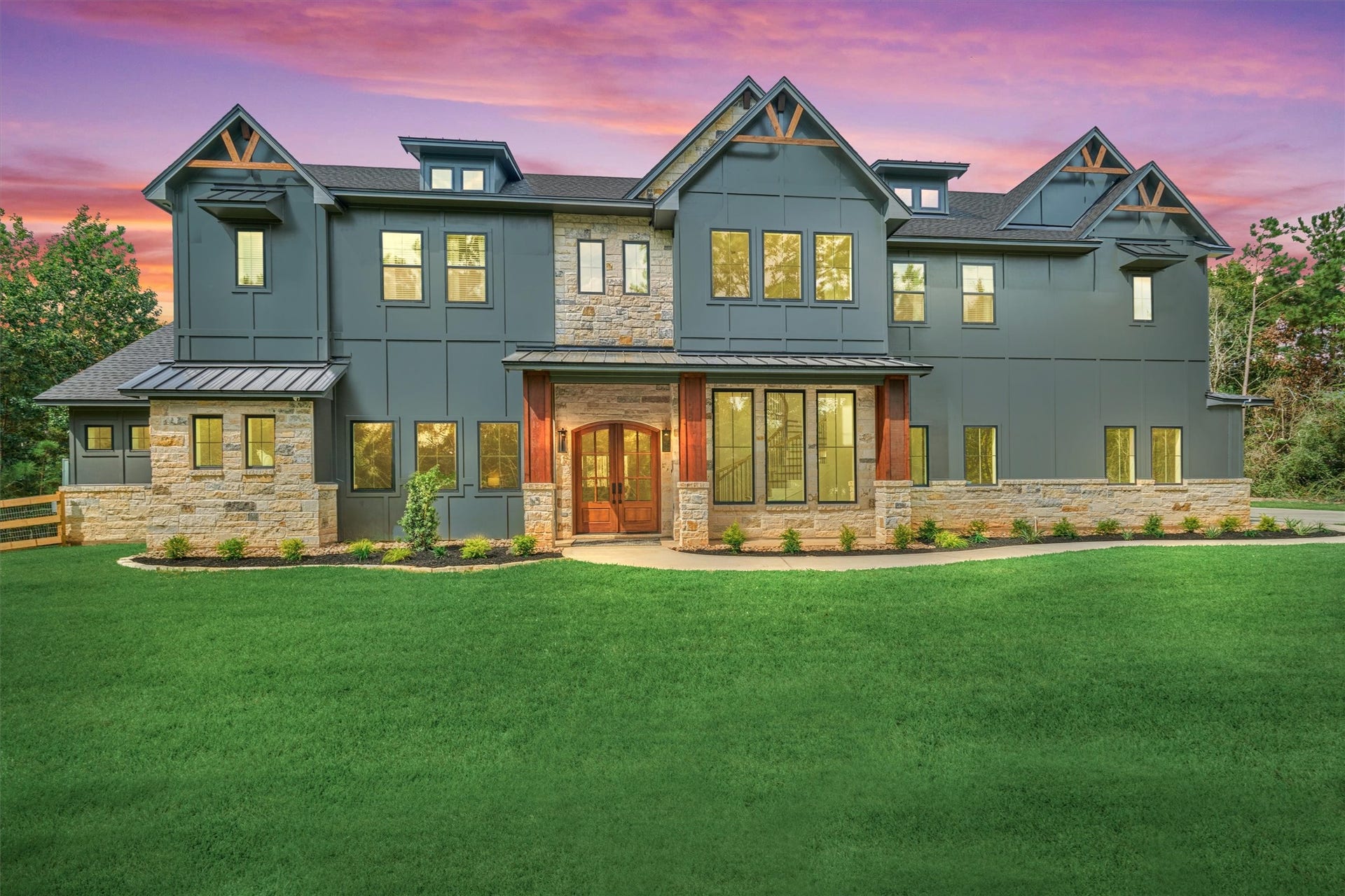 8616 Grand Lake Estates Drive, Montgomery, TX 77316 Warm tones and architectural gems are laced throughout this home! Wait until you see this lot on almost 2.5 acres, including an approx. 100' forest reserve, backing to a protected nature reserve! WOW!