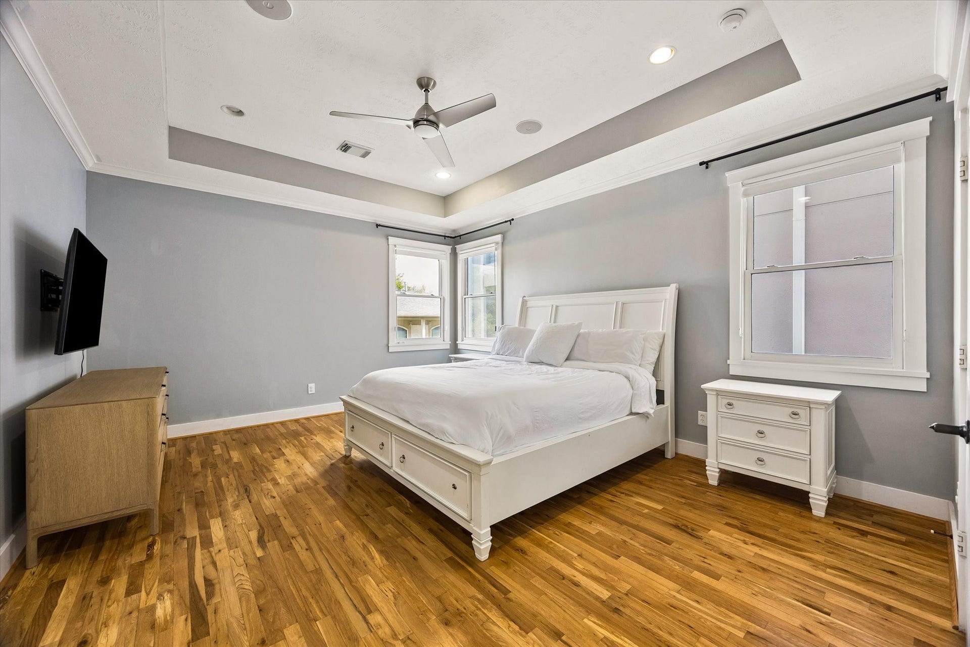 1235 W 21st Street, Houston, TX 77008