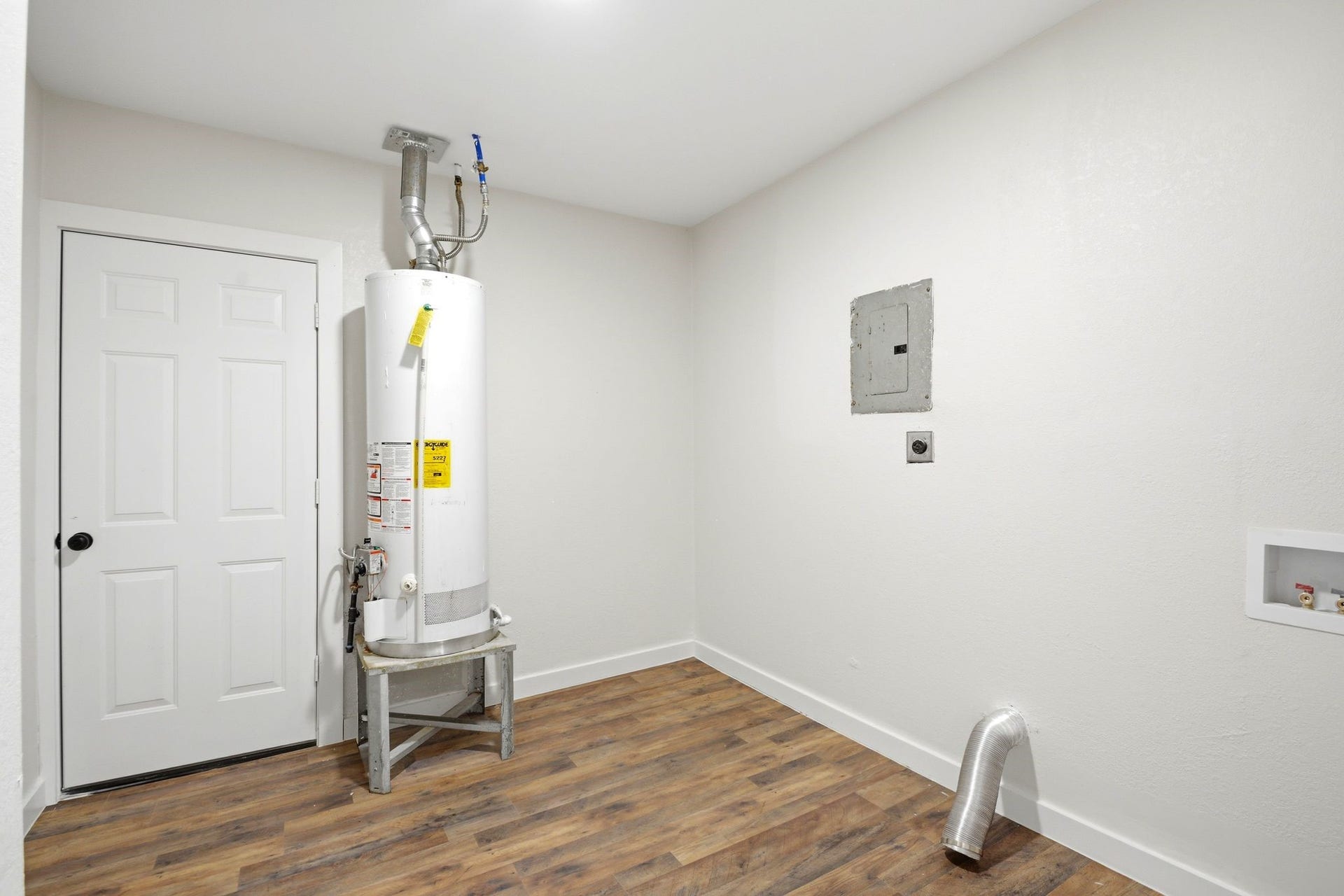 6415 Annunciation Street, Houston, TX 77016 6415 Annunciation Street, Houston, TX 77016
