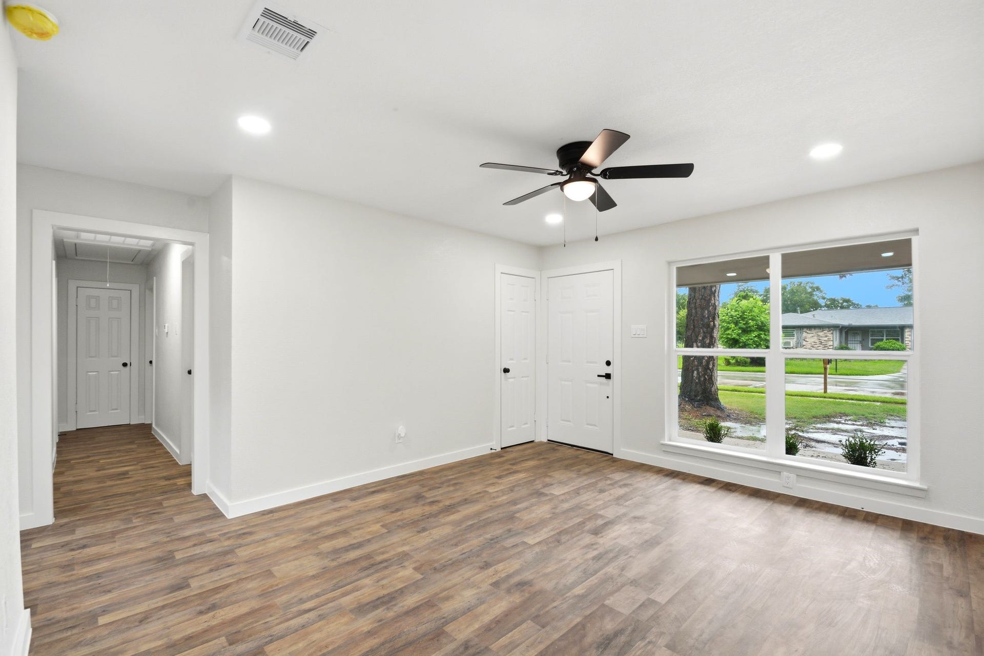 6415 Annunciation Street, Houston, TX 77016 6415 Annunciation Street, Houston, TX 77016