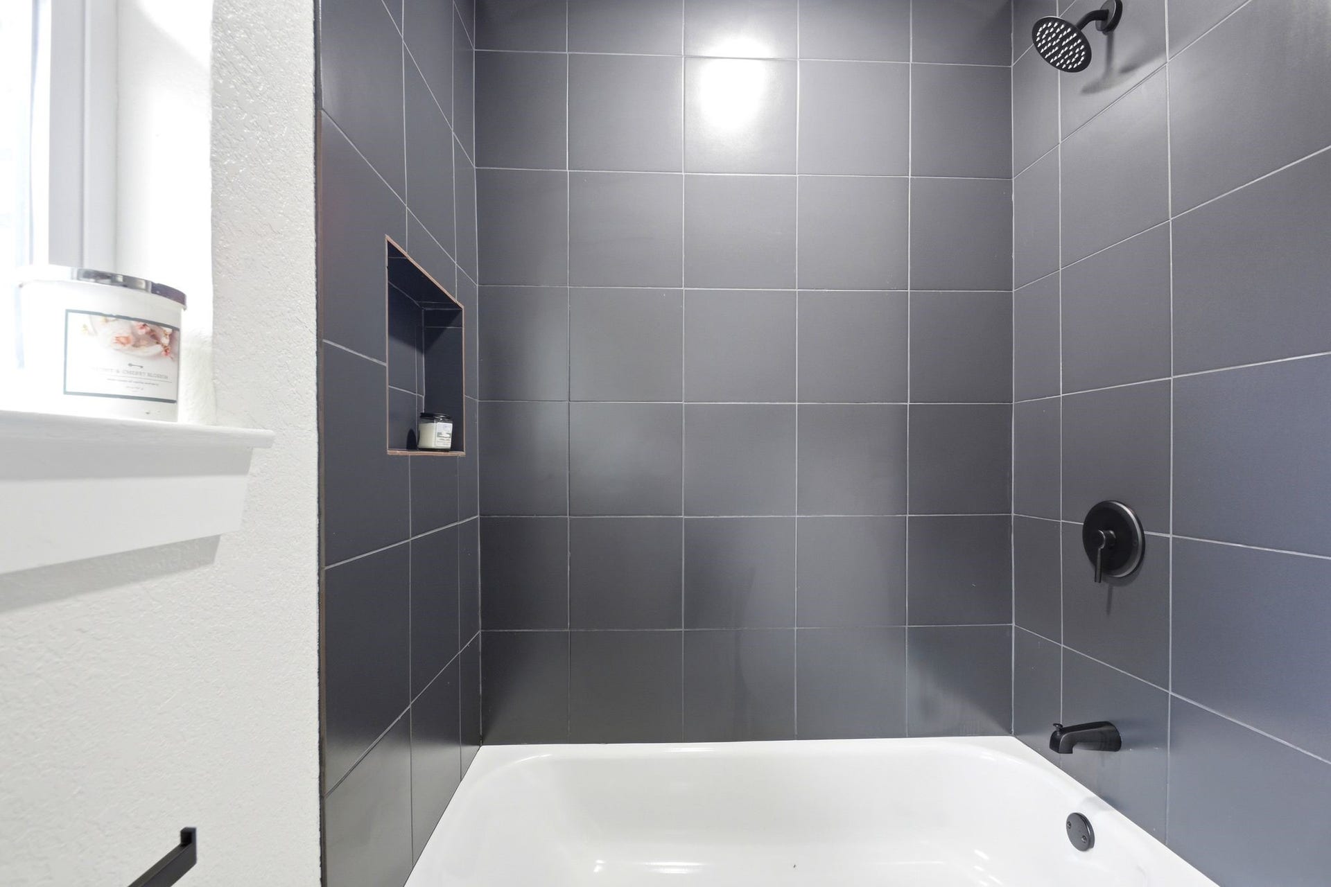 6415 Annunciation Street, Houston, TX 77016 6415 Annunciation Street, Houston, TX 77016