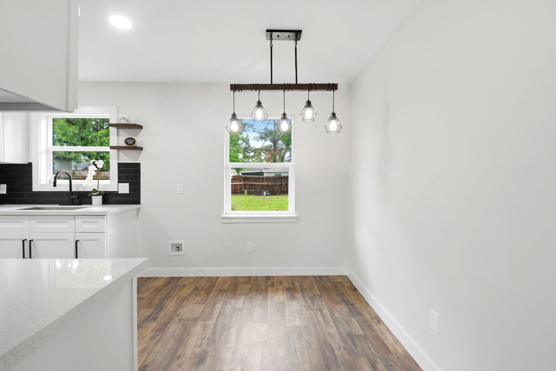 6415 Annunciation Street, Houston, TX 77016 6415 Annunciation Street, Houston, TX 77016