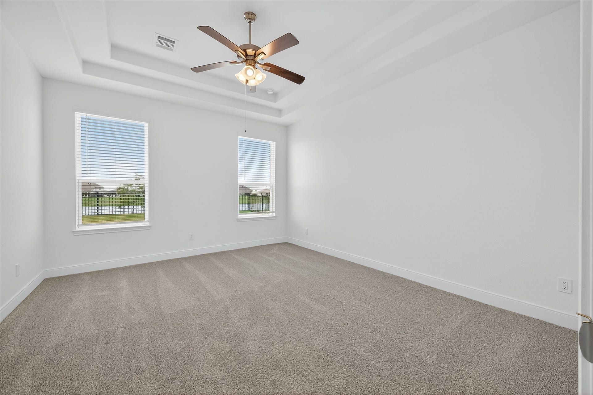 2919 Golden Isle Drive, Texas City, TX 77568