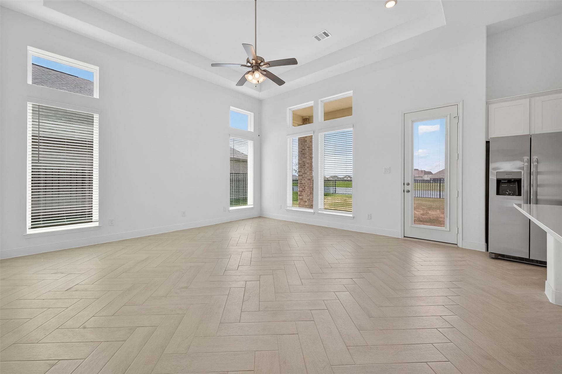 2919 Golden Isle Drive, Texas City, TX 77568