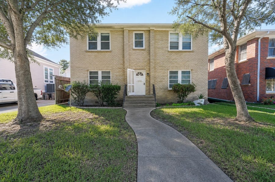 Property photo for 4404 Avenue N 1/2, Galveston, TX