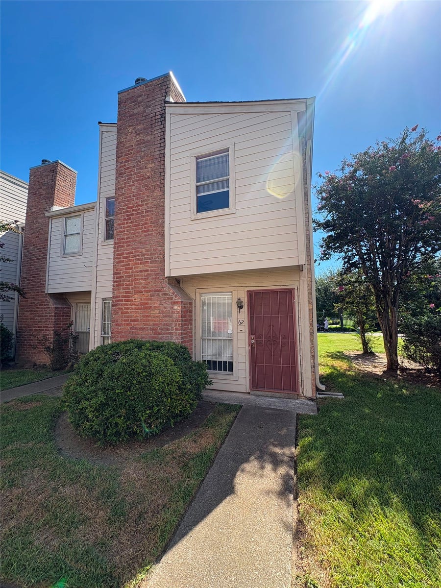 Property photo for 3901 Woodchase Drive, #62, Houston, TX