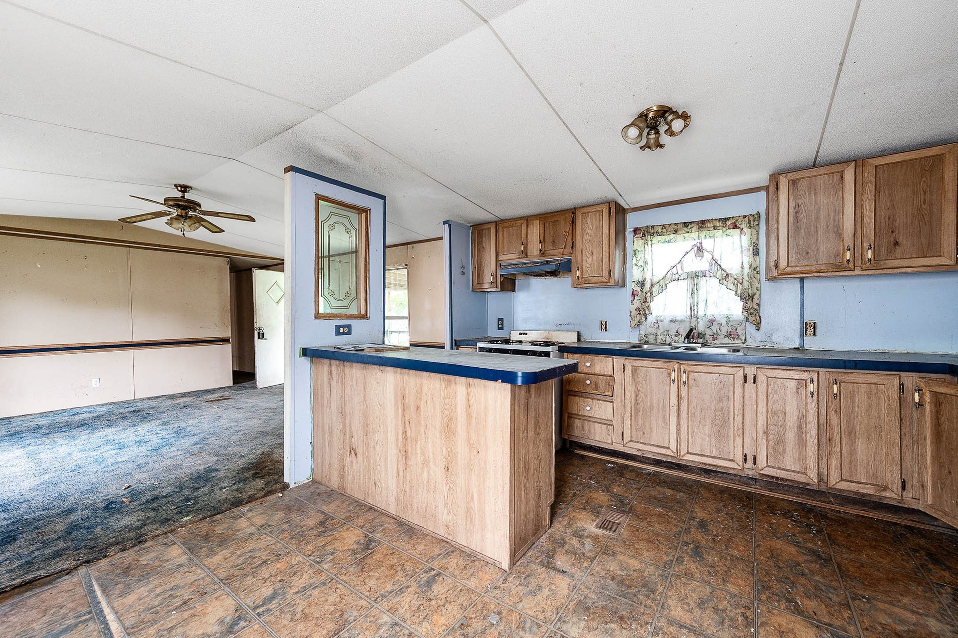 804 Chatman Street, Alvin, TX 77511