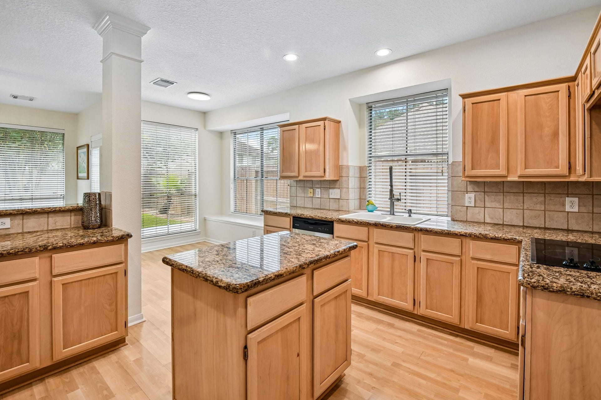 14010 Hazel Ridge Court, Houston, TX 77062 14010 Hazel Ridge Court, Houston, TX 77062