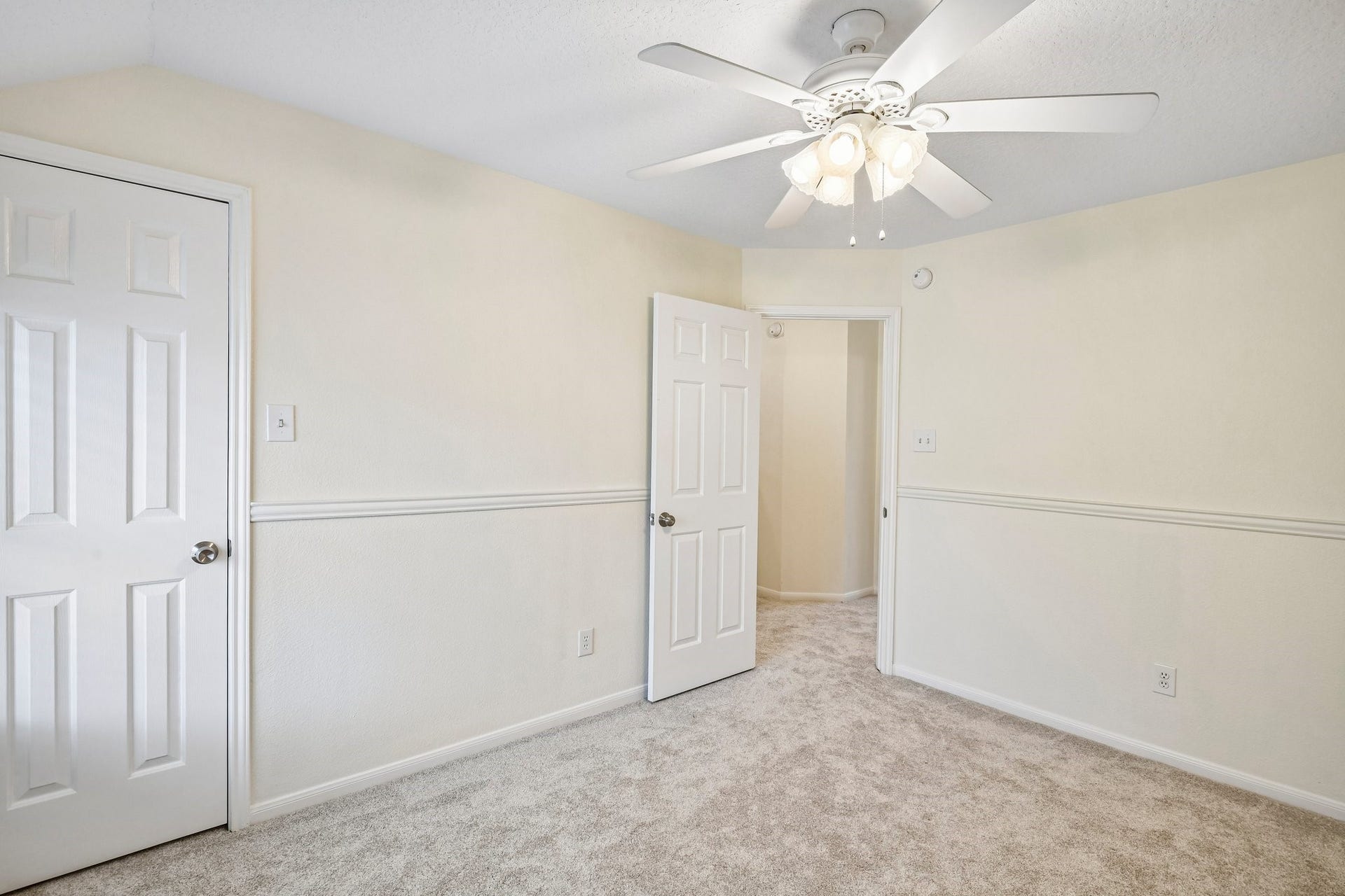 14010 Hazel Ridge Court, Houston, TX 77062 14010 Hazel Ridge Court, Houston, TX 77062