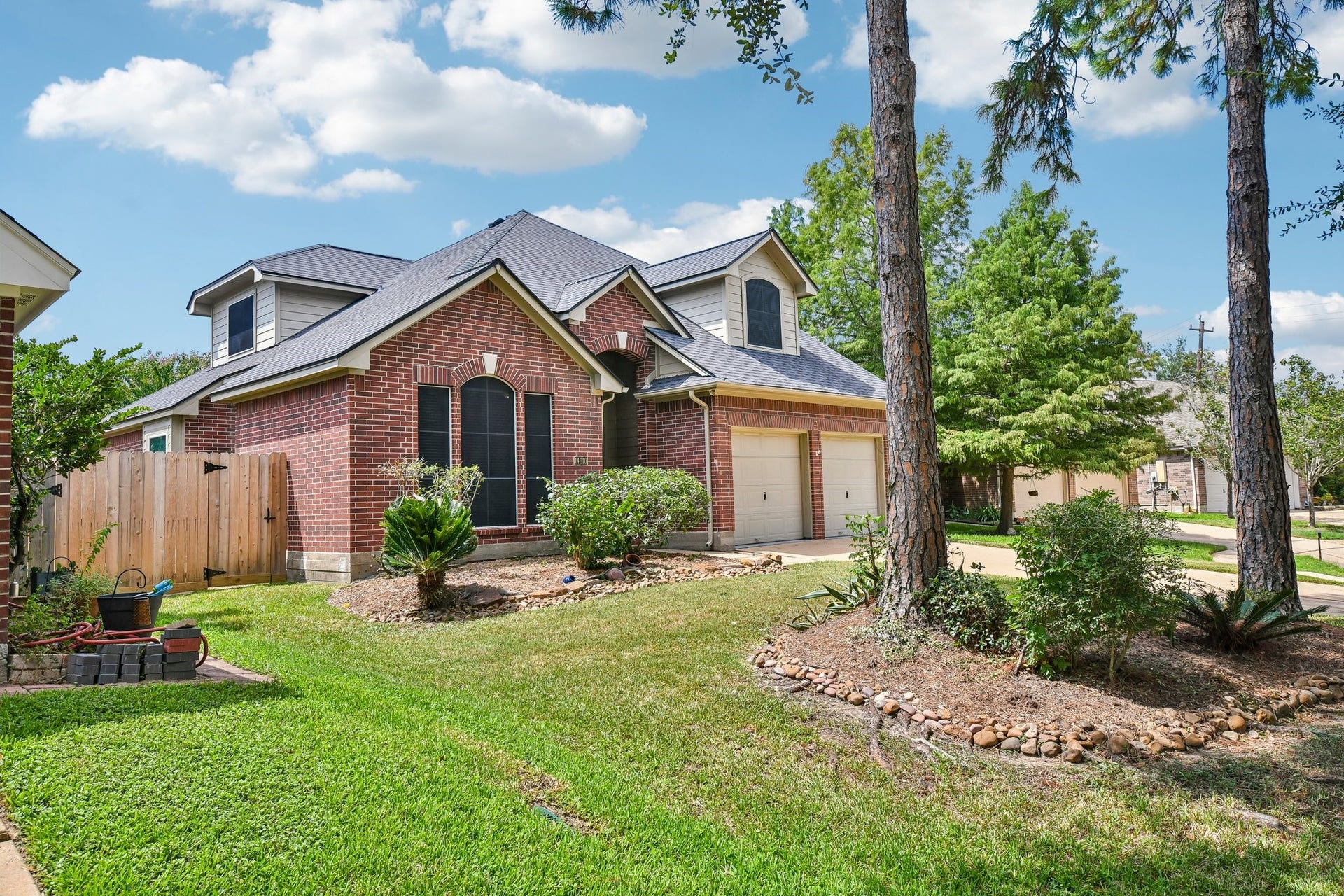 14010 Hazel Ridge Court, Houston, TX 77062 14010 Hazel Ridge Court, Houston, TX 77062