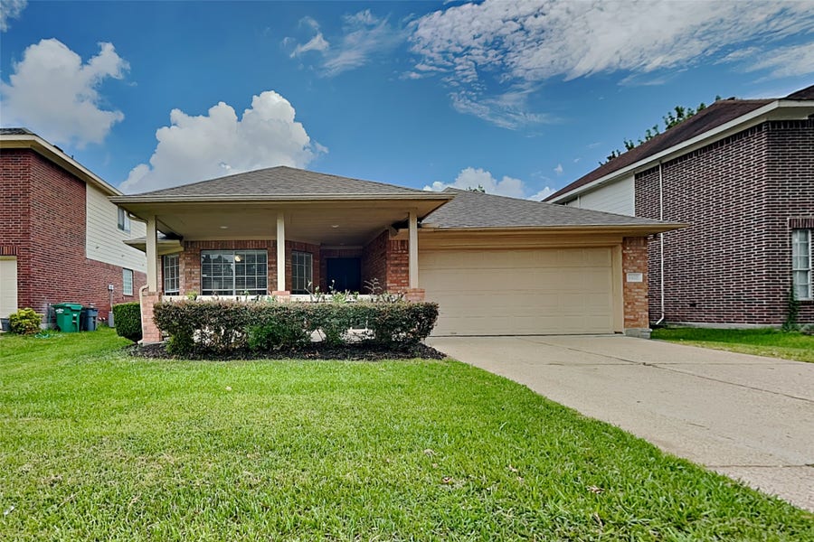 Property photo for 1327 Coppercrest Drive, Spring, TX