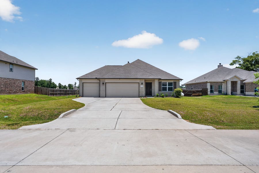 Property photo for 12340 N Chestnut, Conroe, TX