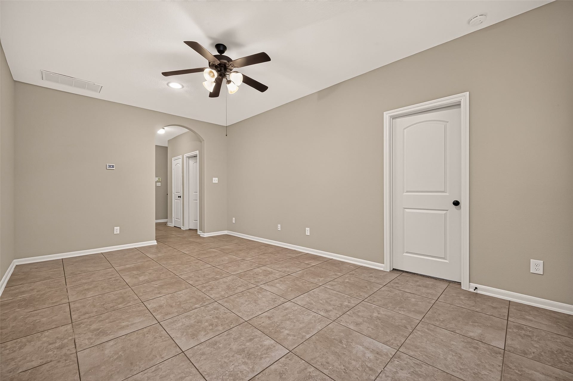 186 Biltmore Loop, Montgomery, TX 77316 186 Biltmore Loop, Montgomery, TX 77316