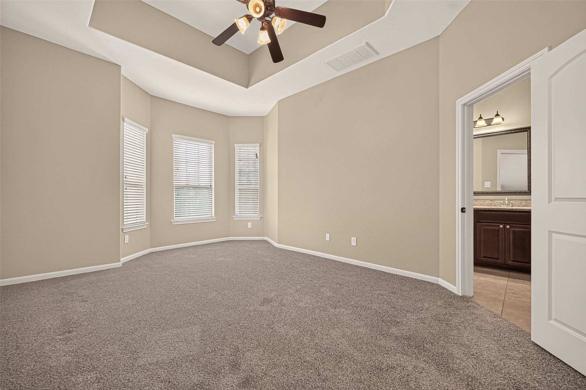 186 Biltmore Loop, Montgomery, TX 77316 186 Biltmore Loop, Montgomery, TX 77316