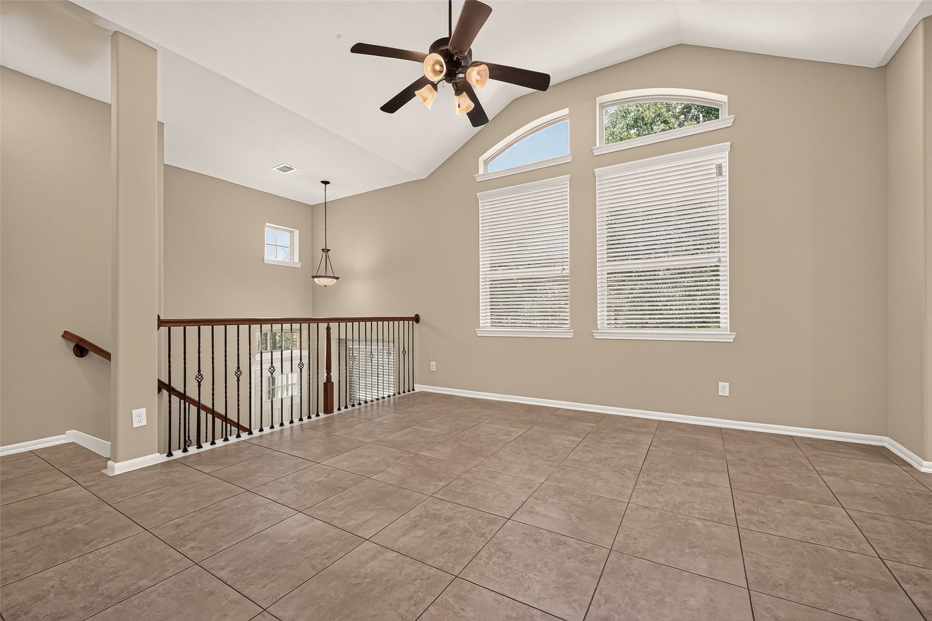 186 Biltmore Loop, Montgomery, TX 77316 186 Biltmore Loop, Montgomery, TX 77316