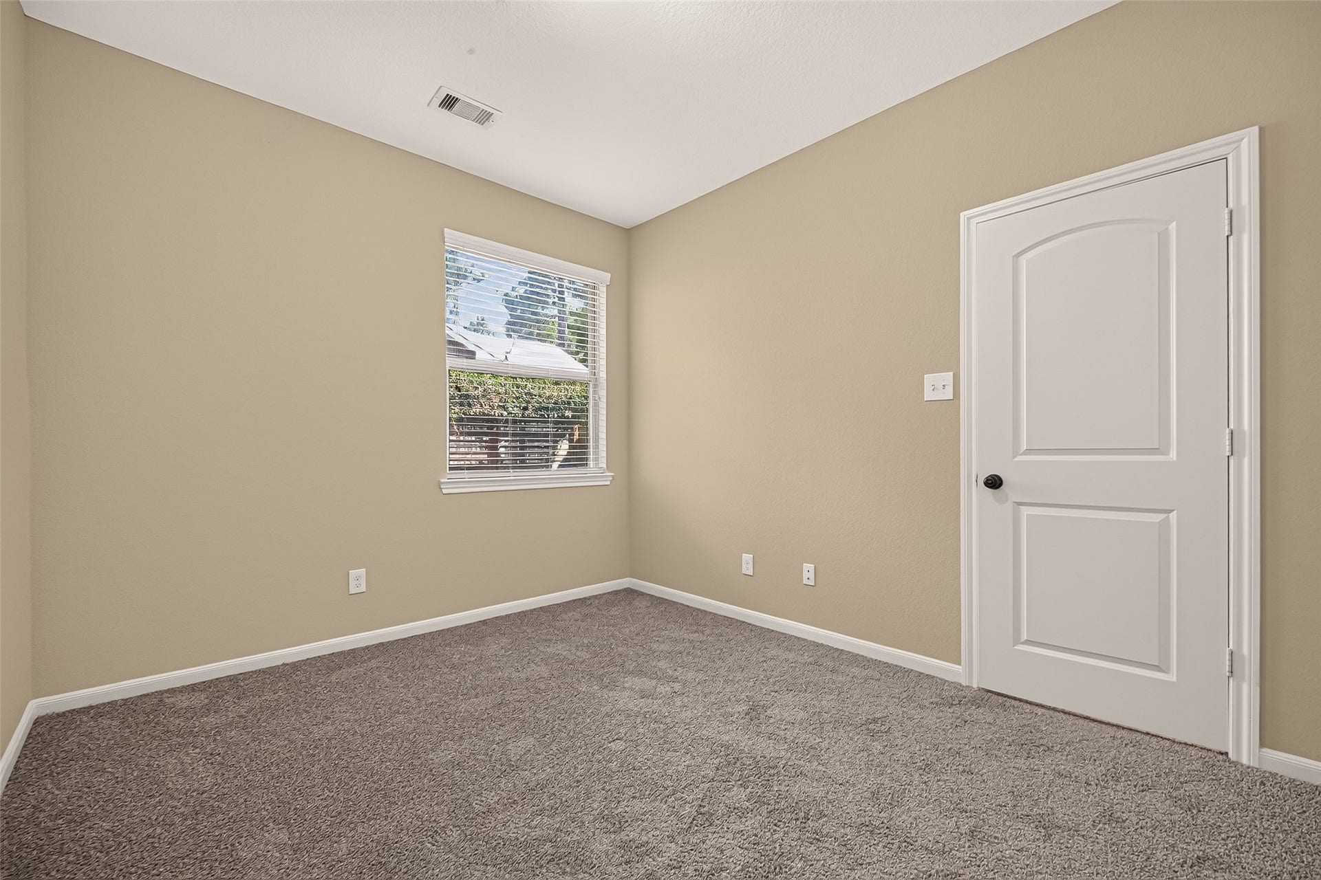 186 Biltmore Loop, Montgomery, TX 77316 186 Biltmore Loop, Montgomery, TX 77316