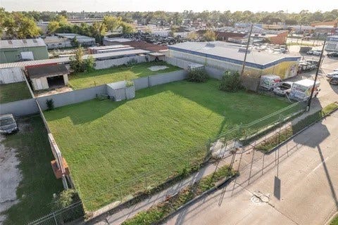 Property photo for 7811 Hammerly Blvd, Houston, TX
