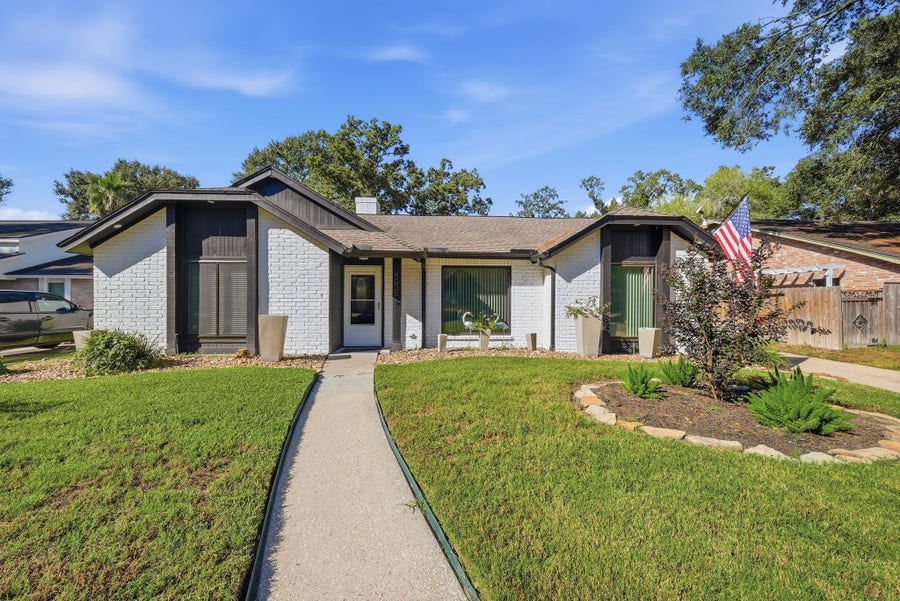 Property photo for 4035 Cedar Forest Drive, Houston, TX