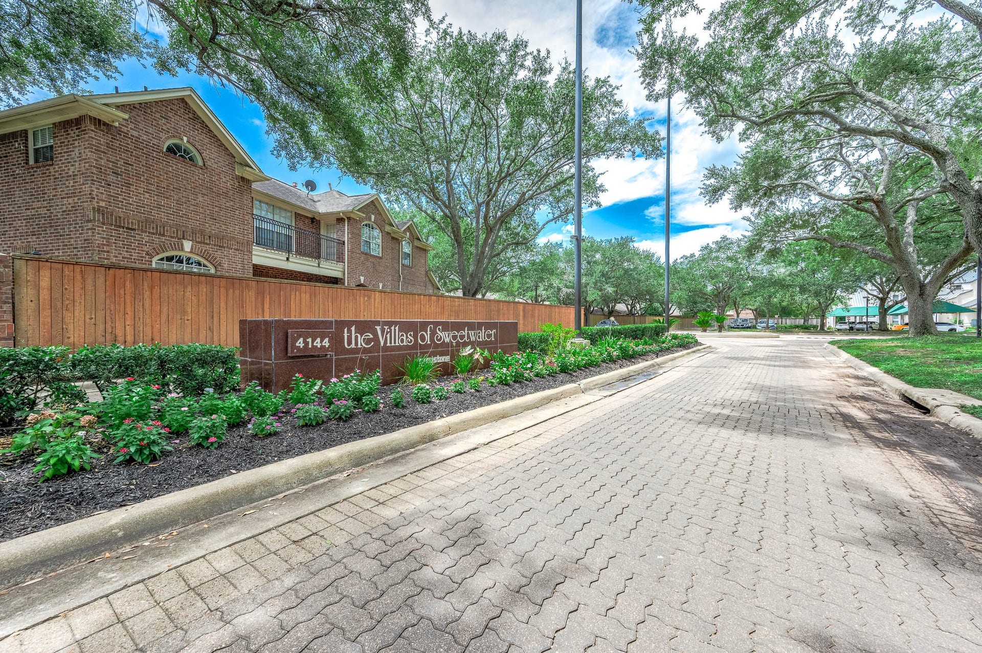 4144 Greystone Way, #105, Sugar Land, TX 77479