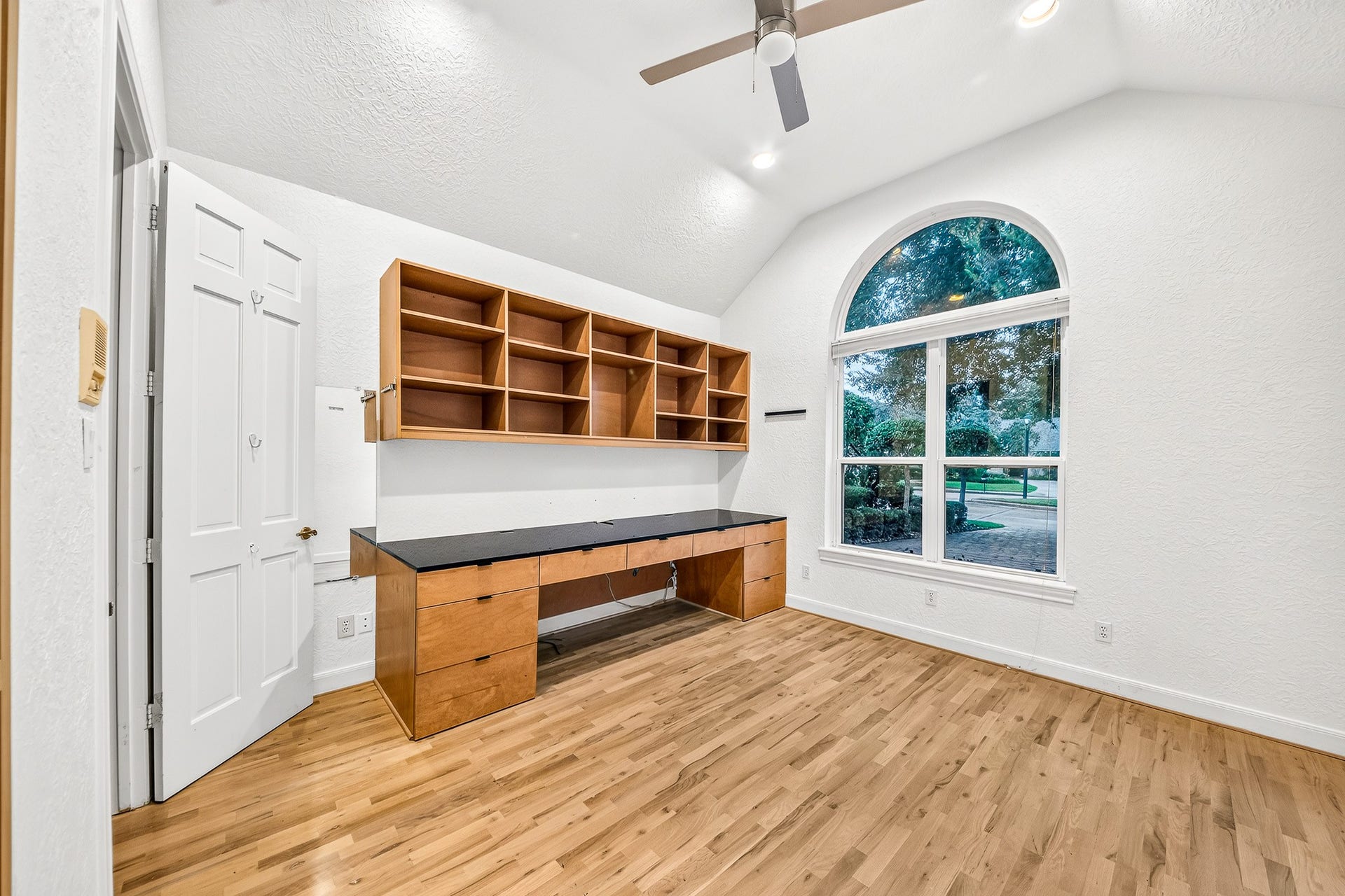 407 Lakeside Boulevard, Sugar Land, TX 77478 407 Lakeside Boulevard, Sugar Land, TX 77478