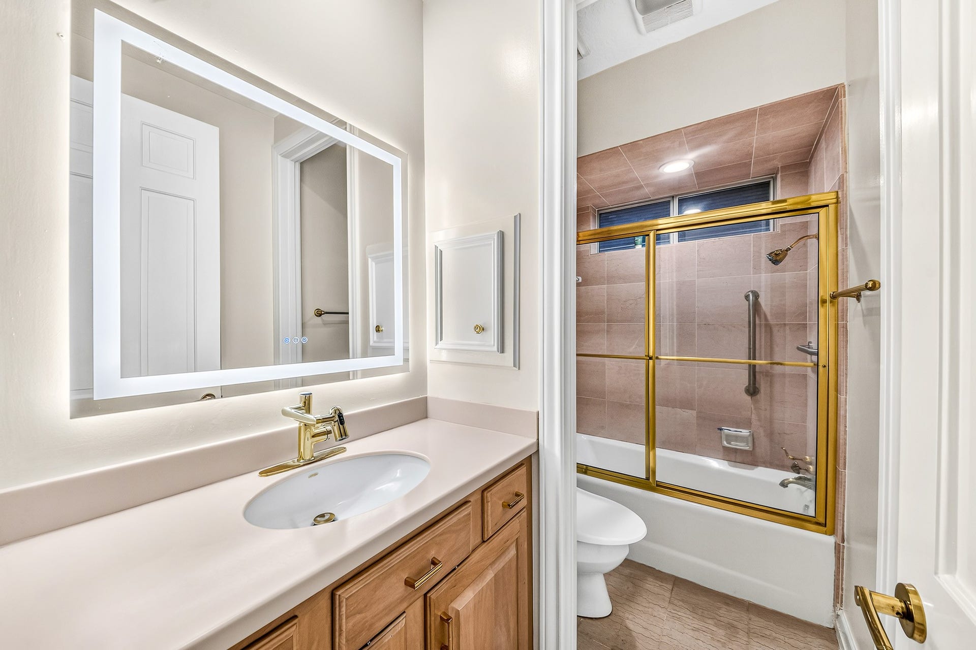407 Lakeside Boulevard, Sugar Land, TX 77478 407 Lakeside Boulevard, Sugar Land, TX 77478