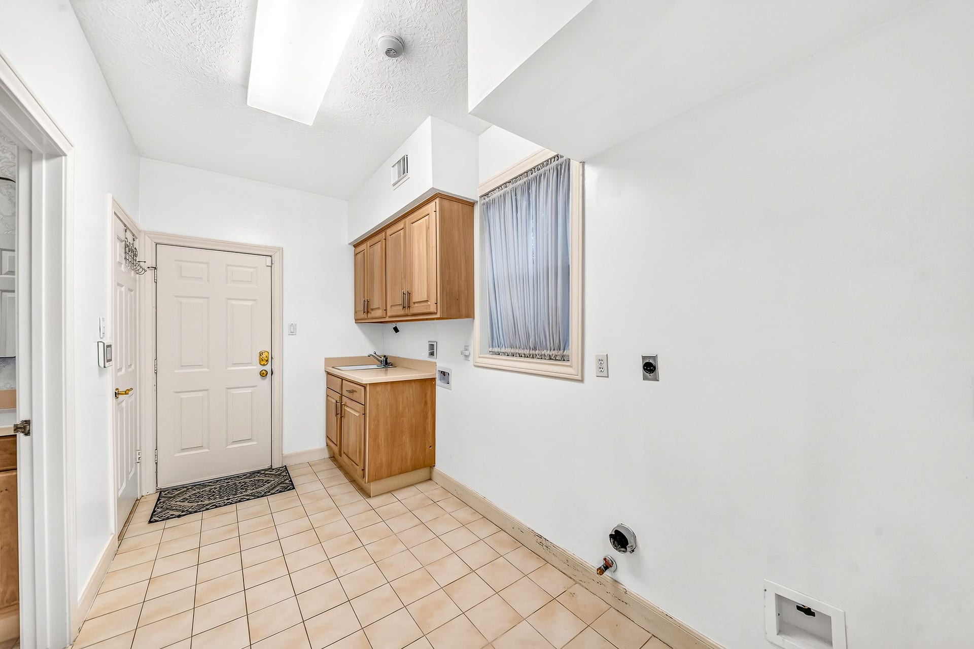 407 Lakeside Boulevard, Sugar Land, TX 77478 407 Lakeside Boulevard, Sugar Land, TX 77478