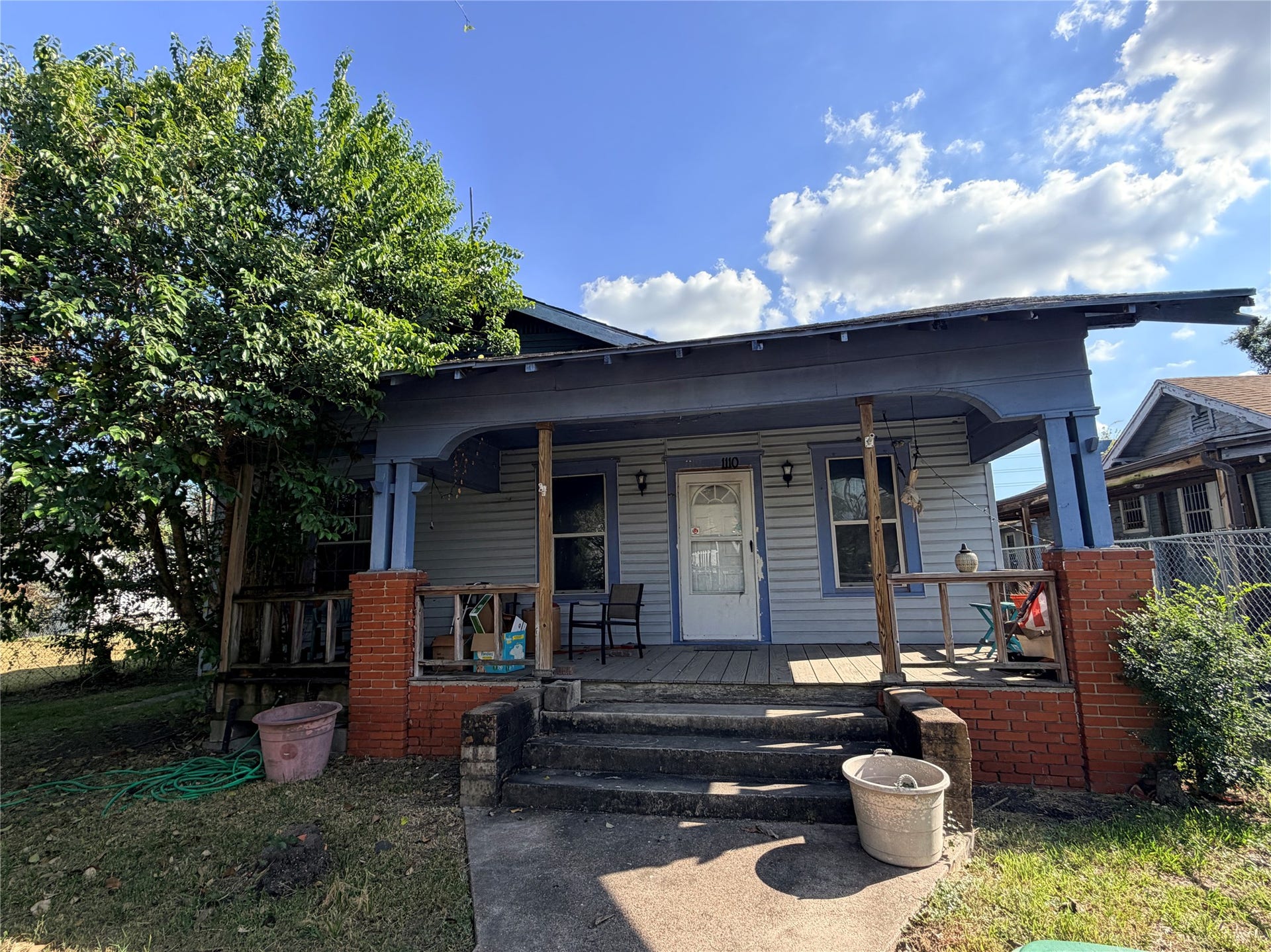 1110 Paschall Street, Houston, TX 77009 1110 Paschall Street, Houston, TX 77009