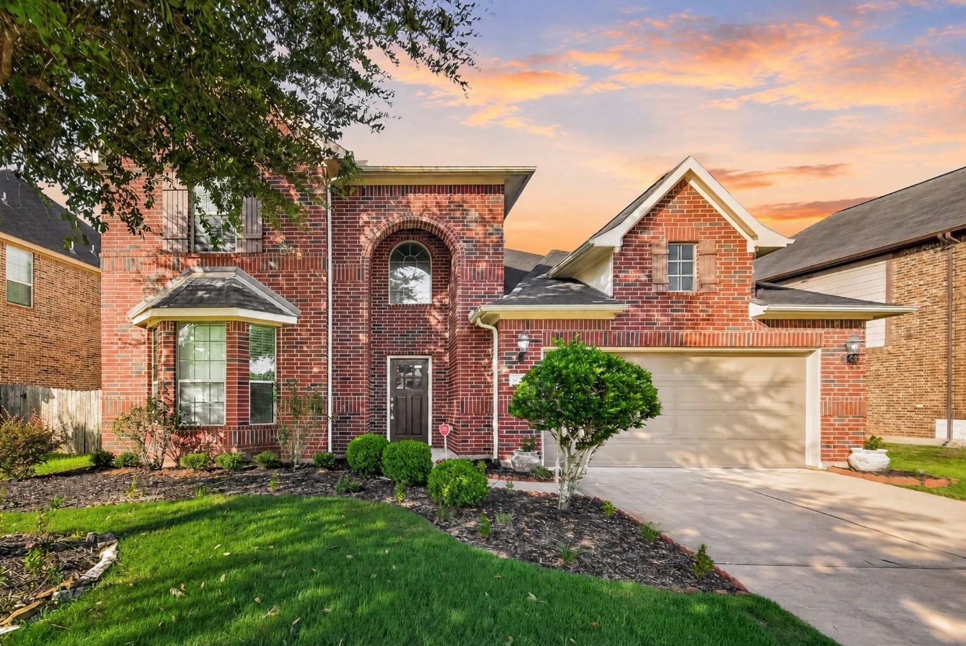 6638 Miller Shadow Lane, Sugar Land, TX 77479 Front Elevation