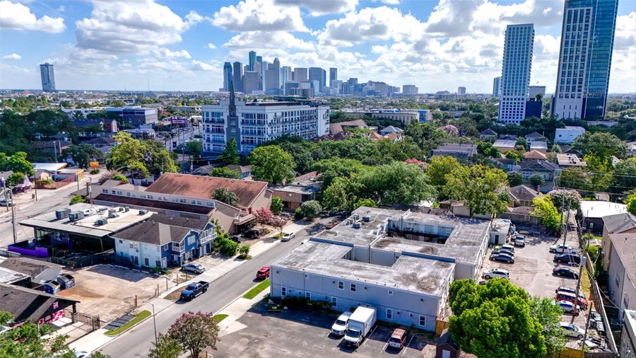 Property photo for 1423 Hawthorne, #04, Houston, TX