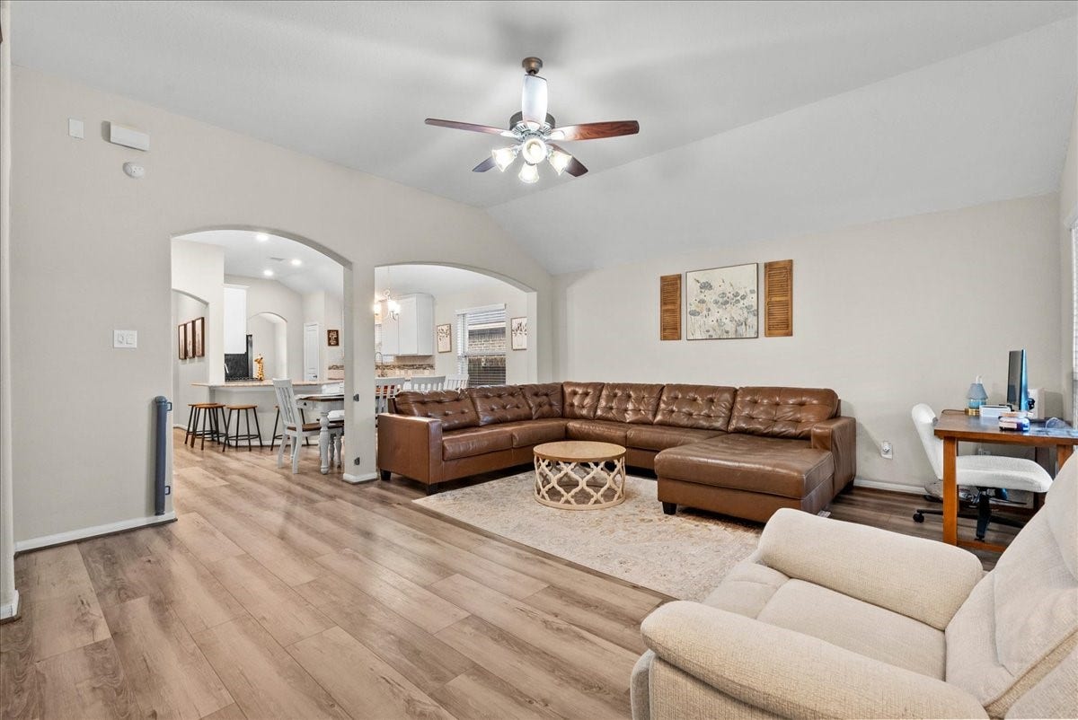 732 Cedar Gate Lane, La Marque, TX 77568 732 Cedar Gate Lane, La Marque, TX 77568