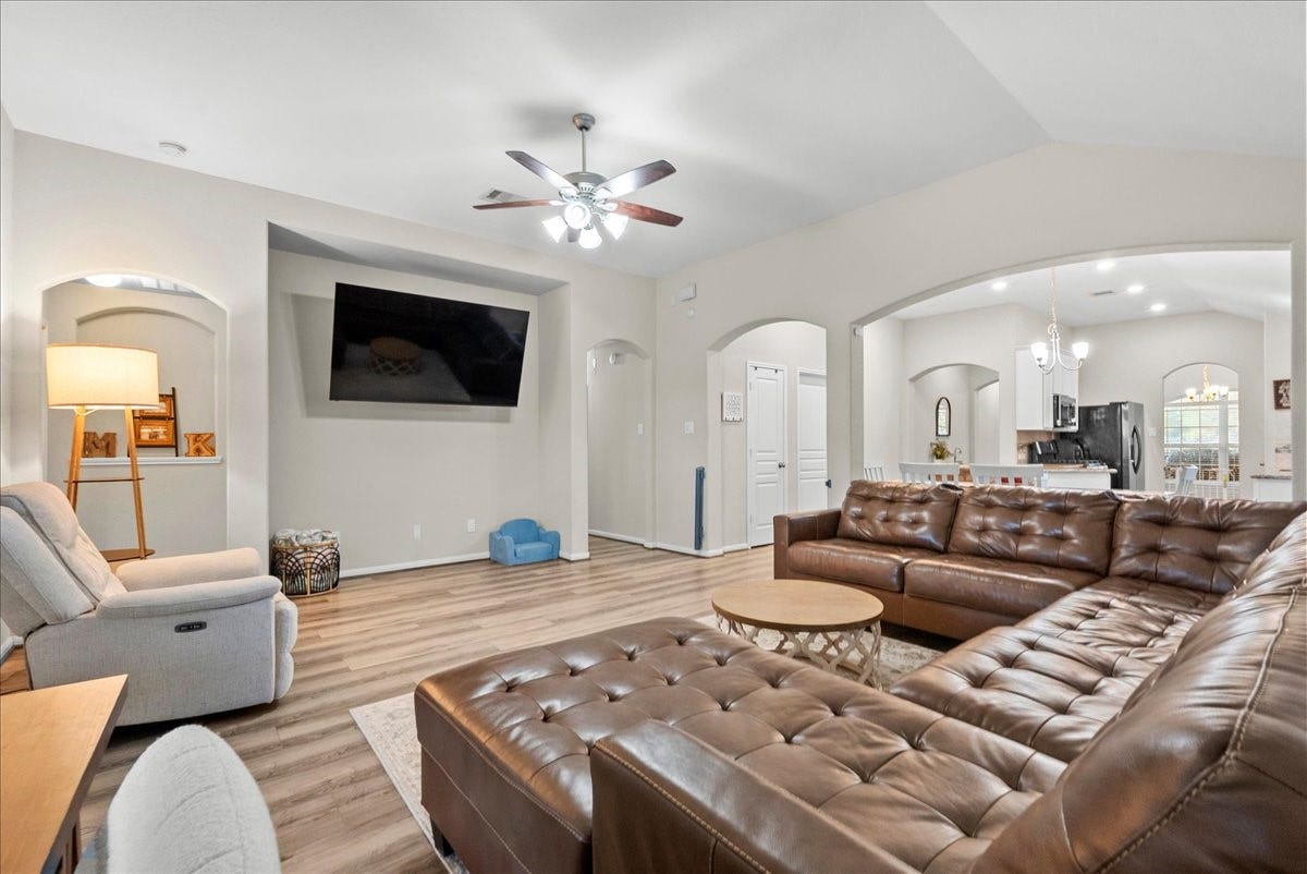 732 Cedar Gate Lane, La Marque, TX 77568 732 Cedar Gate Lane, La Marque, TX 77568