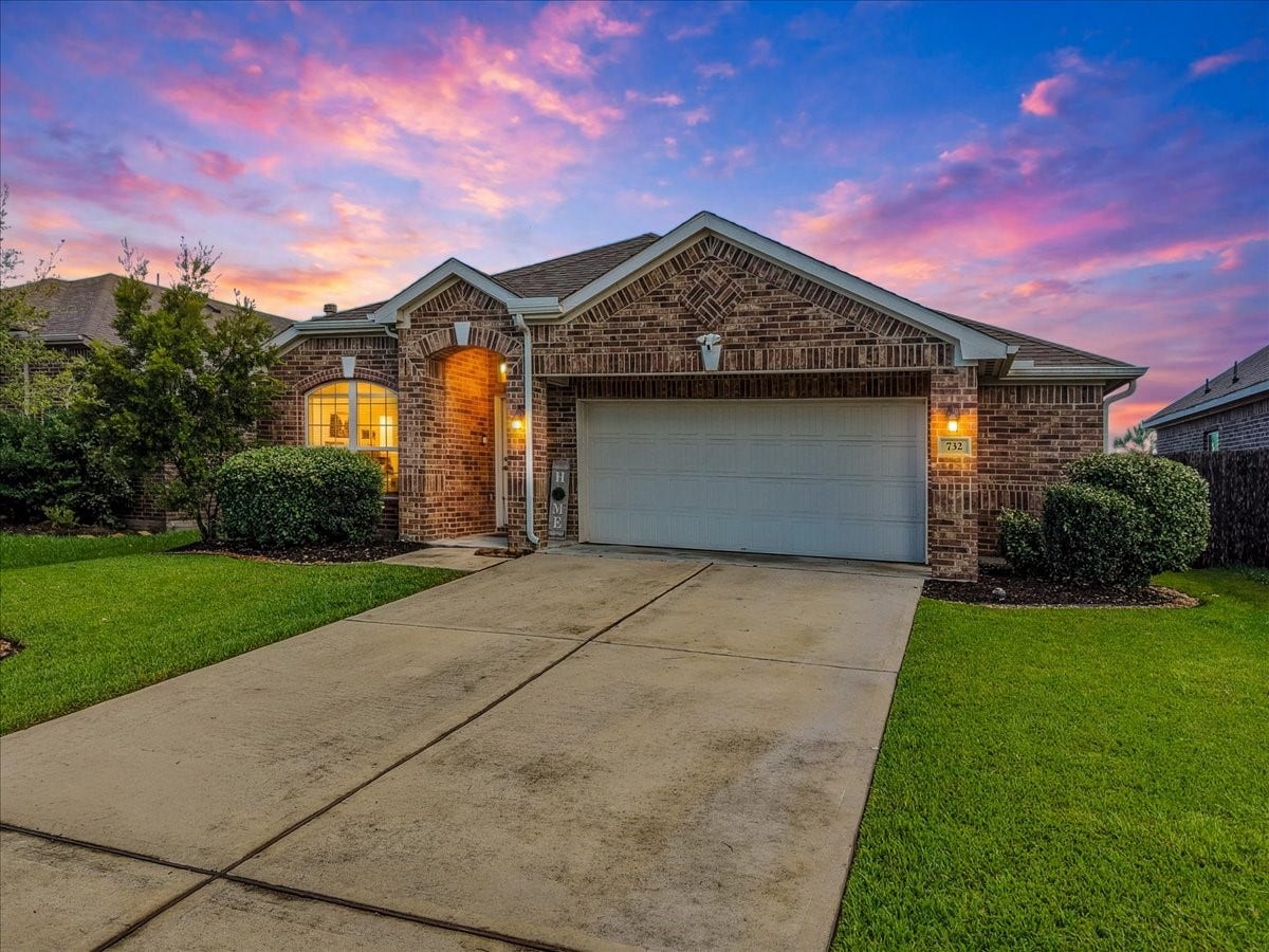 732 Cedar Gate Lane, La Marque, TX 77568 732 Cedar Gate Lane, La Marque, TX 77568