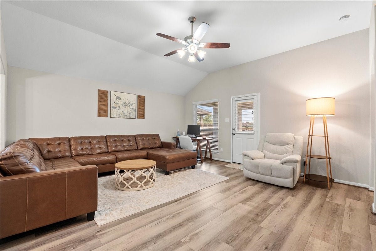 732 Cedar Gate Lane, La Marque, TX 77568 732 Cedar Gate Lane, La Marque, TX 77568