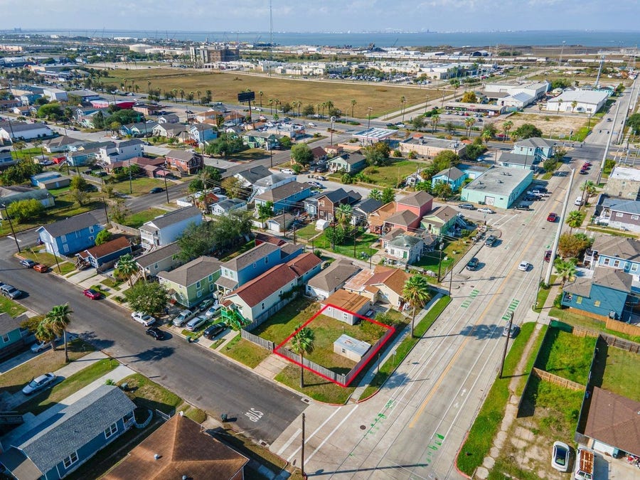 Property photo for 5302 Avenue L, Galveston, TX