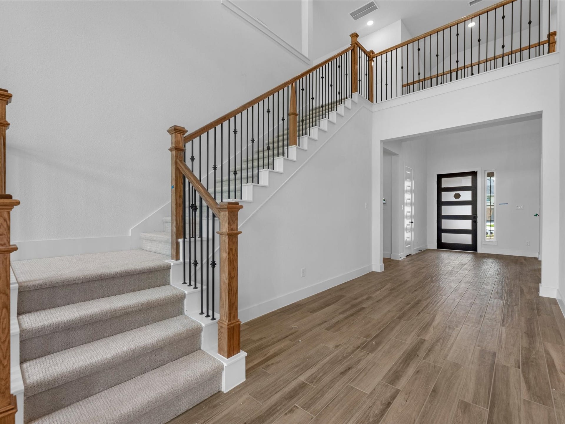2718 Crown Ridge Drive, Missouri City, TX 77459 2718 Crown Ridge Drive, Missouri City, TX 77459