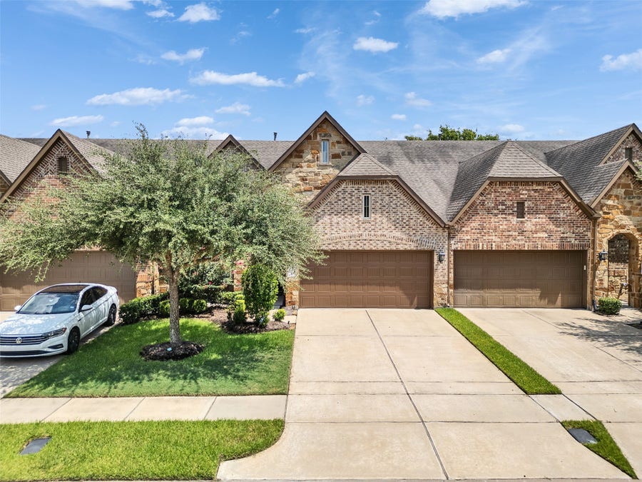 Property photo for 24238 Cordova Brook Lane, Katy, TX