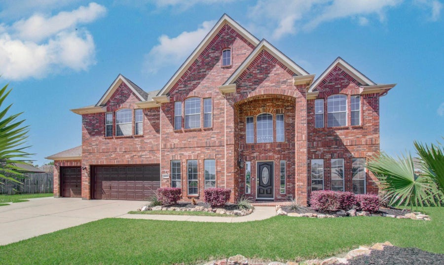Property photo for 2402 Leslie Lane, Deer Park, TX