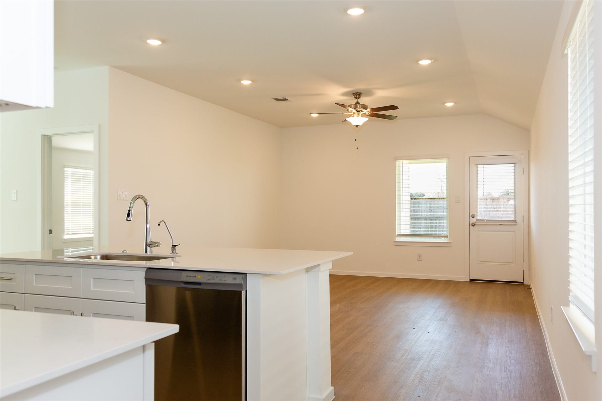 3422 Horseshoe Trail Lane, League City, TX 77511 3422 Horseshoe Trail Lane, League City, TX 77511