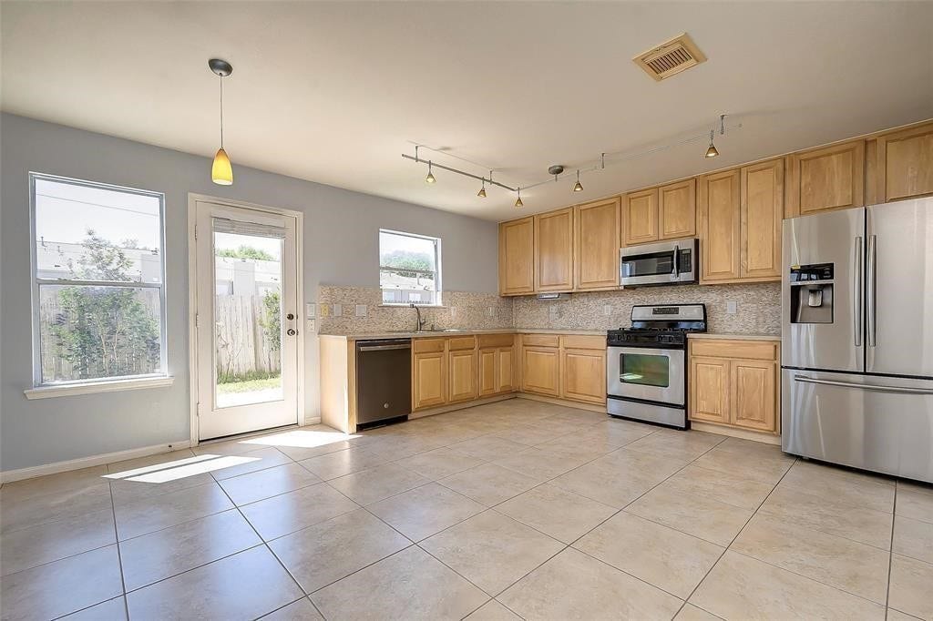 6707 Wild Pecan Trail, Houston, TX 77084 6707 Wild Pecan Trail, Houston, TX 77084