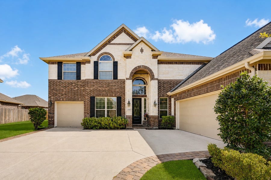 Property photo for 25302 Hillside Meadow Drive, Spring, TX