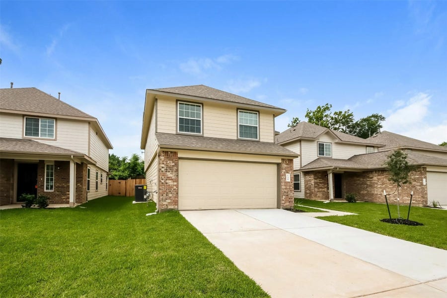 Property photo for 135 Cooper Creek Lane, Willis, TX