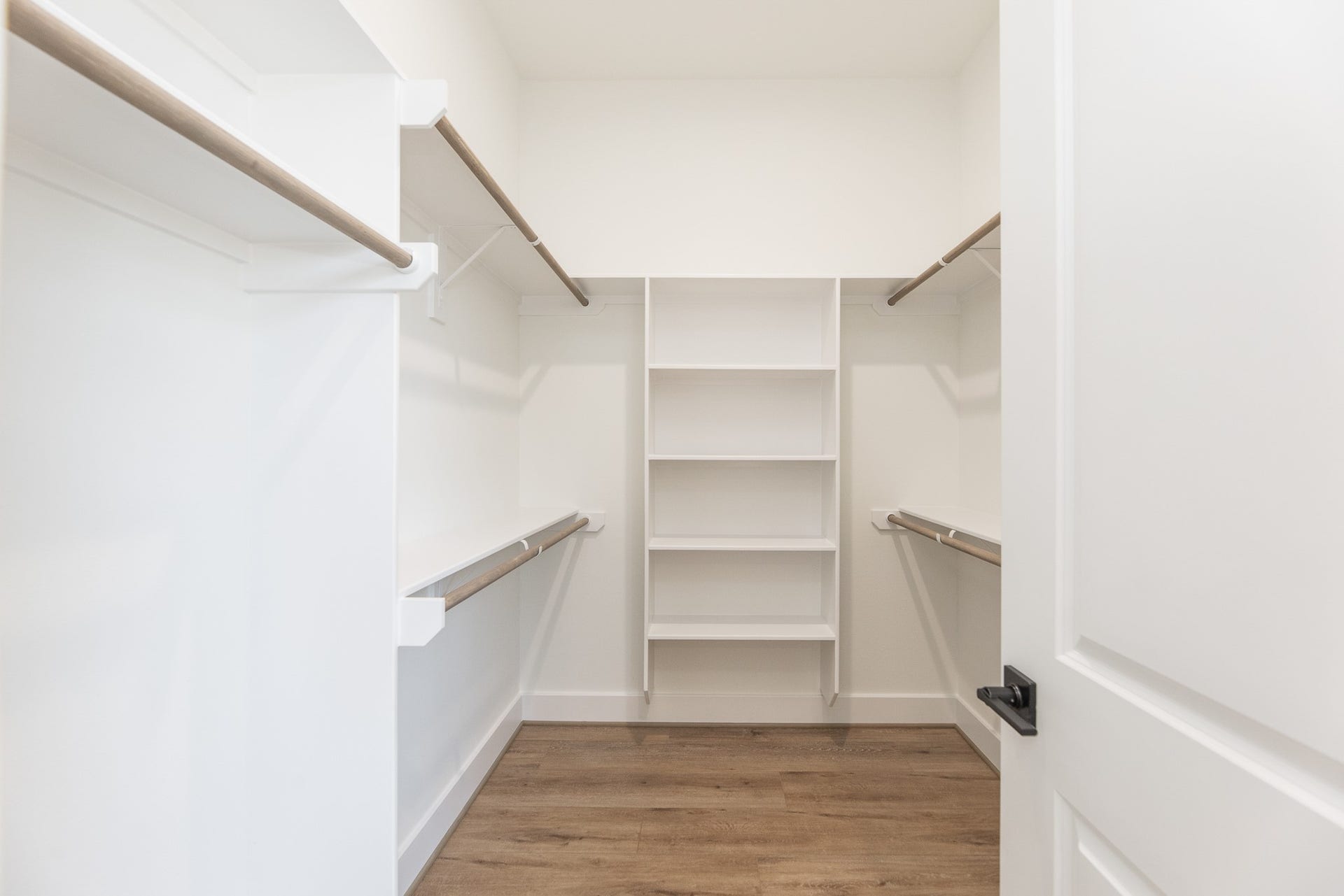 311 E 34th Street, #B, Houston, TX 77018 311 E 34th Street, #B, Houston, TX 77018