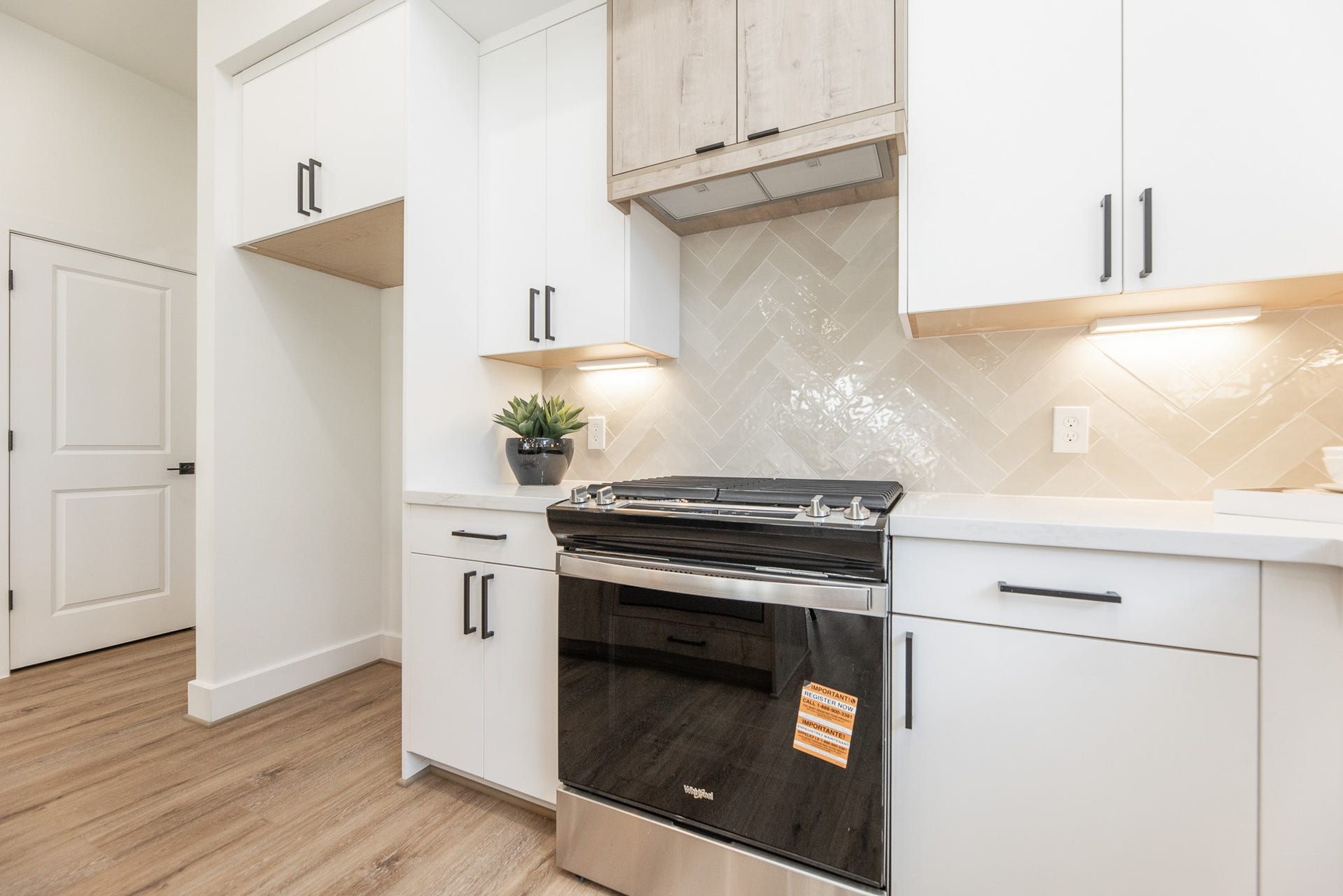 311 E 34th Street, #B, Houston, TX 77018 311 E 34th Street, #B, Houston, TX 77018