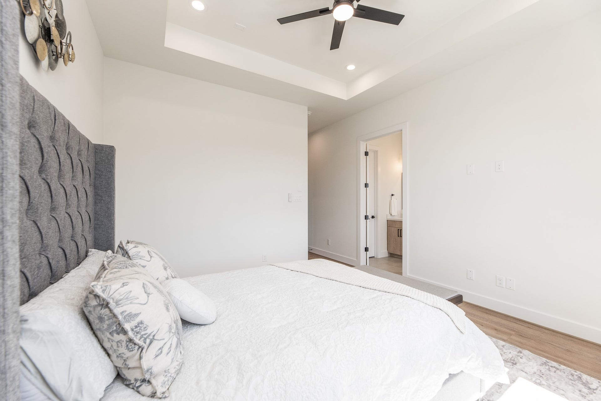 311 E 34th Street, #B, Houston, TX 77018 311 E 34th Street, #B, Houston, TX 77018