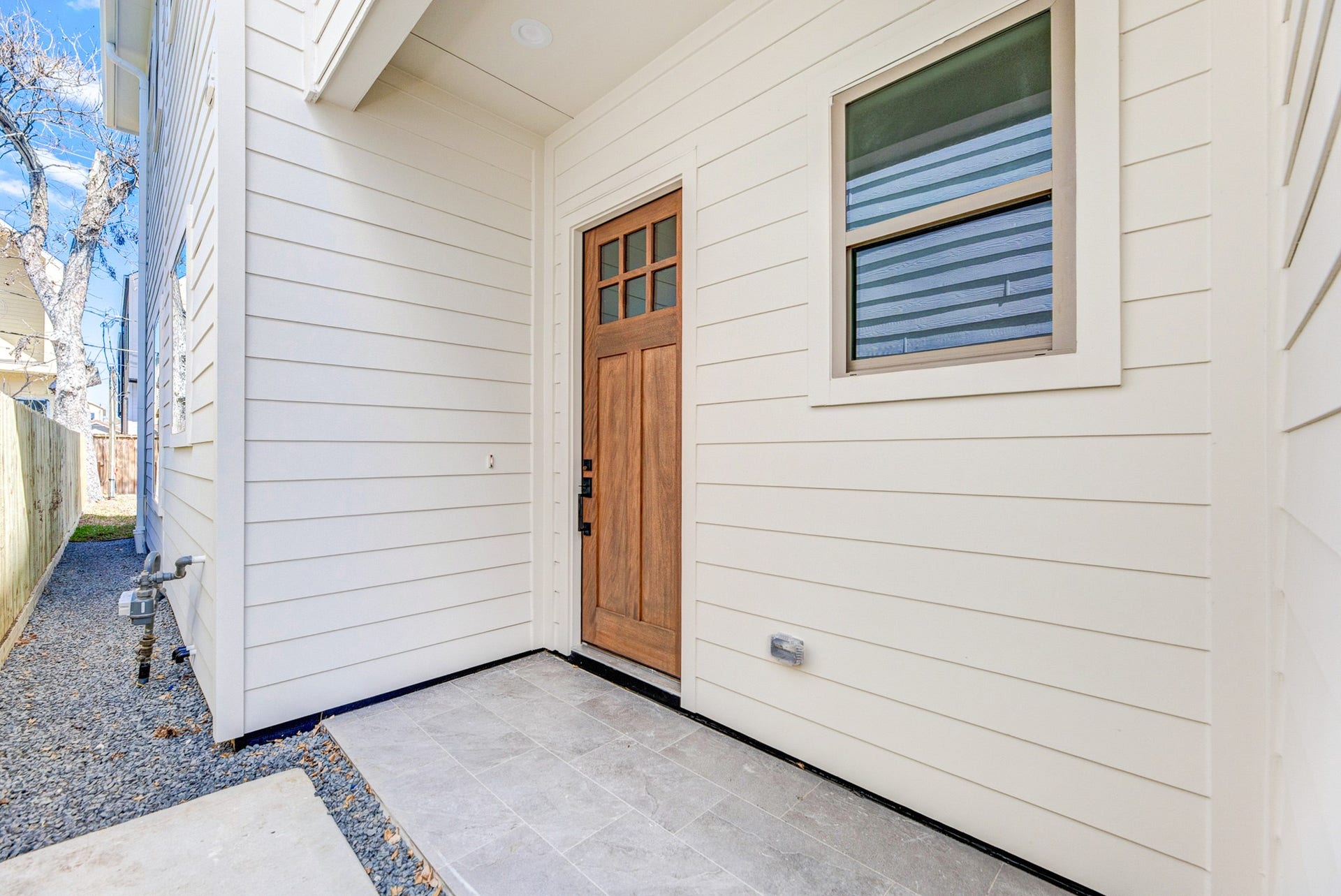 311 E 34th Street, #B, Houston, TX 77018 311 E 34th Street, #B, Houston, TX 77018
