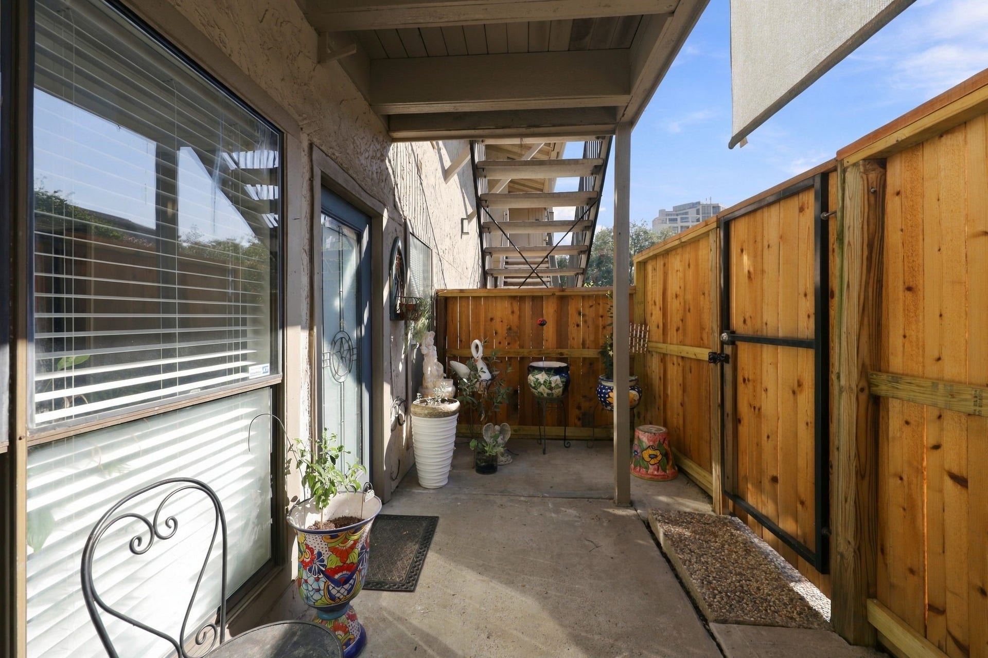 5711 Sugar Hill Drive, #117, Houston, TX 77057 5711 Sugar Hill Drive, #117, Houston, TX 77057